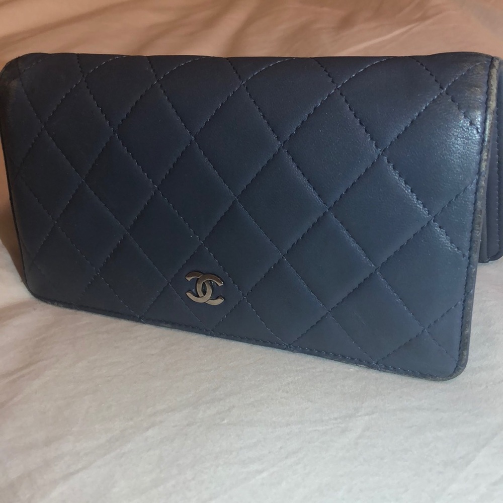 Blue/grey authentic vintage Chanel wallet. Has authentication code.